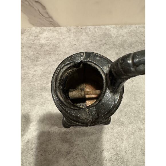 Vintage 6.5x2.5 Cast Iron Pot Belly Stove Lid Salesmen Sample Home Decor Doll - Picture 4 of 7